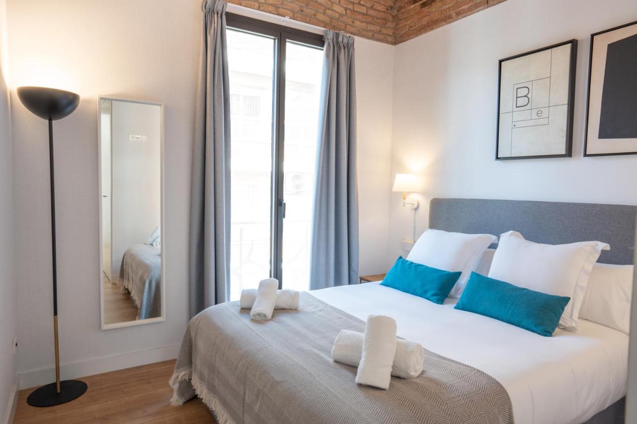 Feelathome Stadium Apartments L'Hospitalet de Llobregat Esterno foto