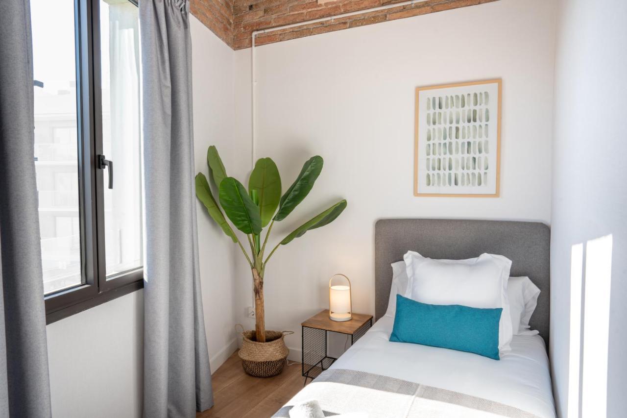 Feelathome Stadium Apartments L'Hospitalet de Llobregat Esterno foto